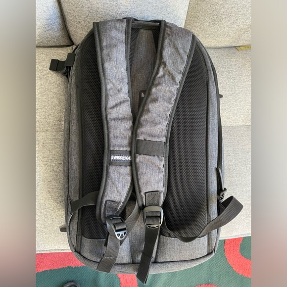 SwissGear Hybrid Travel Laptop Backpack, Heather Grey, 18-Inch - Picture 13 of 16